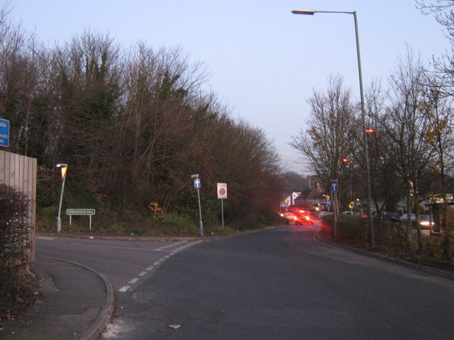 Road junction in Pratt's Bottom 