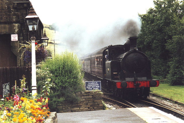 Oakworth Railway Station © nick macneill :: Geograph Britain and Ireland