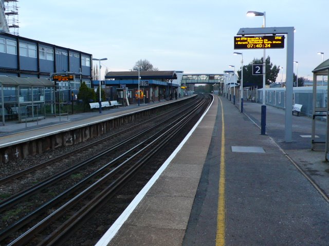 Southampton Parkway Railway Station © Nigel Mykura :: Geograph Britain ...