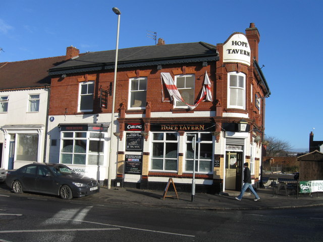 Hope Tavern, Cinder Bank, Dudley © Alex McGregor cc-by-sa/2.0 ...