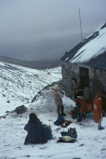 CIC Hut, Ben Nevis, in 1975