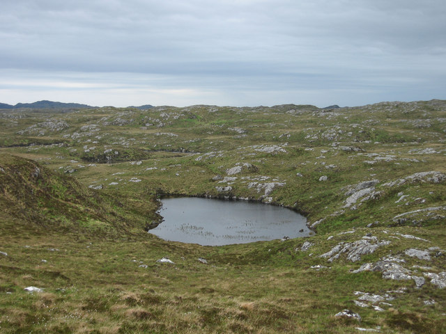 Lochan near the Alltan Riabhach