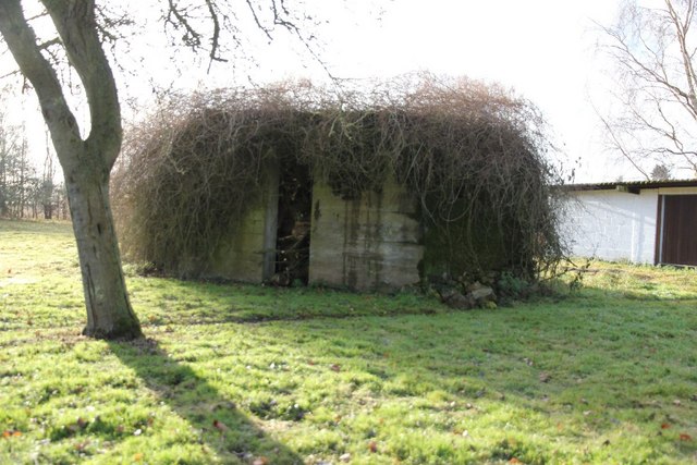 Entrance in the pillbox