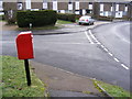 TM3878 : Chichester Road Postbox by Geographer