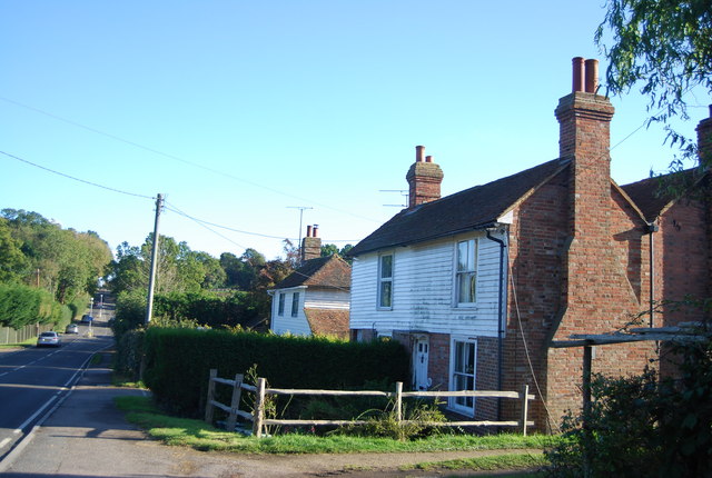 Weatherboarded cottage, Peasmarsh © N Chadwick cc-by-sa/2.0 :: Geograph ...