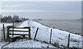 Footpath along levee on south bank of River Ouse at Whitgift