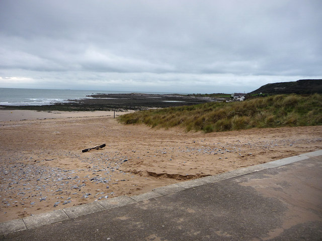 Port Eynon © Chris Gunns cc-by-sa/2.0 :: Geograph Britain and Ireland