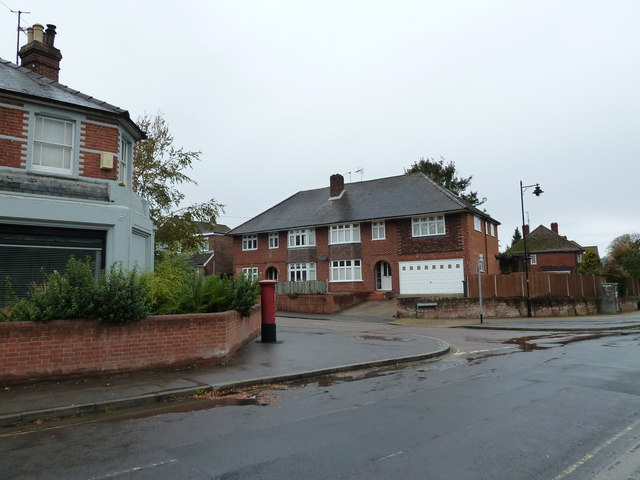 Postbox at the junction of Cliddesden and Beaconsfield Roads