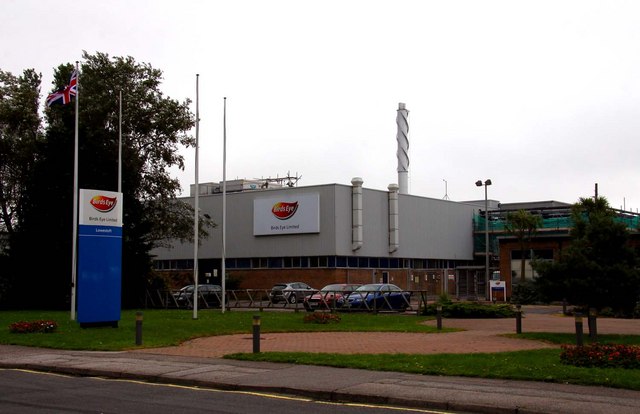 Birds Eye factory on Whapload Road © Steve Daniels cc-by-sa/2.0