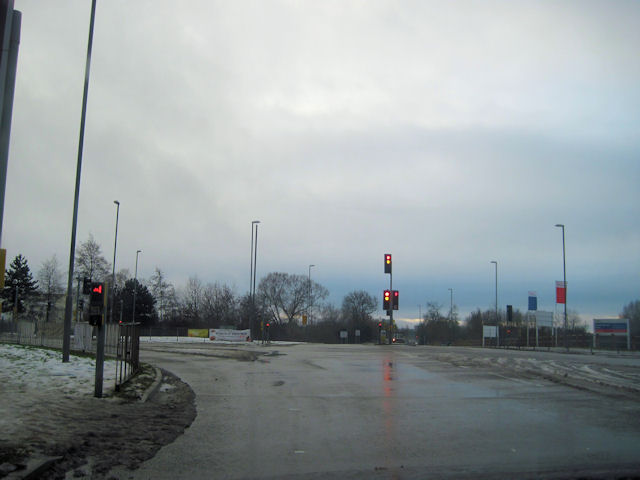 Road junction of A413 and Aylesbury Ring... © John Firth cc-by-sa/2.0 ...