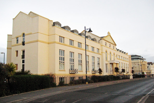 Royal Court, Teignmouth © Brian Clift cc-by-sa/2.0 :: Geograph Britain ...