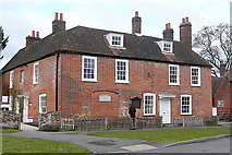 SU7037 : Jane Austen's home by Graham Horn