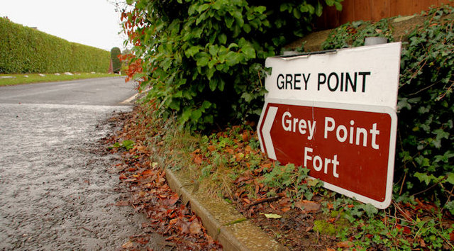 Grey Point signs, Helen's Bay