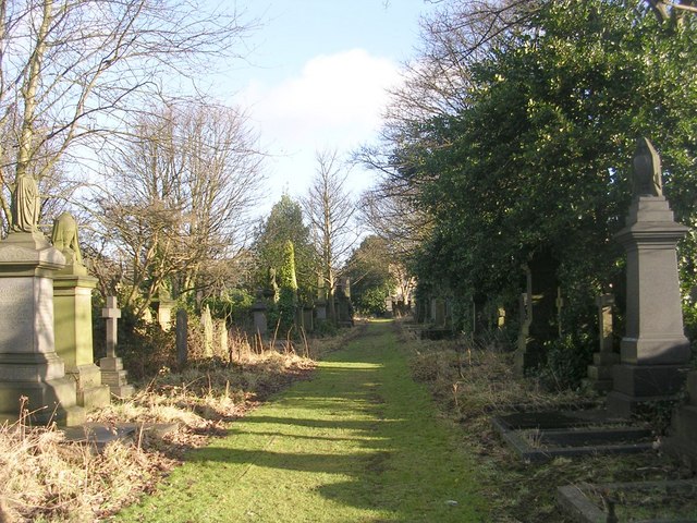 Undercliffe Cemetery - Undercliffe Lane © Betty Longbottom cc-by-sa/2.0 ...