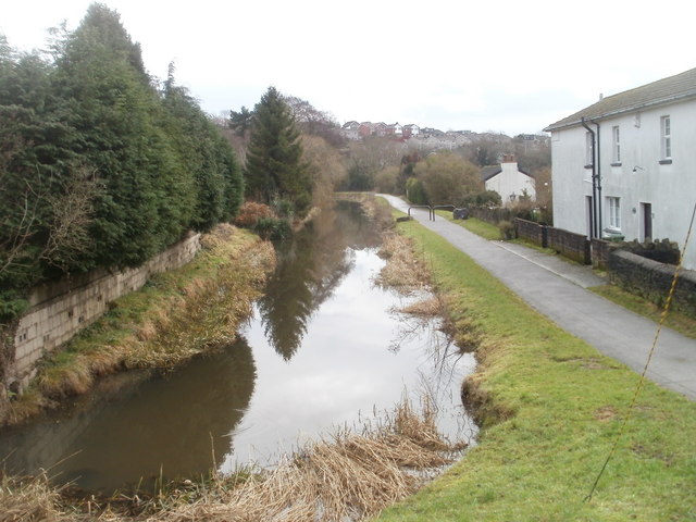 Former Monmouthshire and Brecon canal... © Jaggery cc-by-sa/2.0 ...