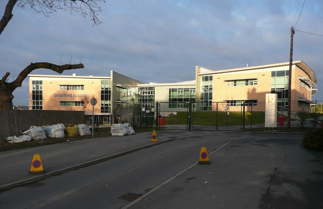 grammar 8 Street Academy, © Bradford Teasdale off Bolton Humphrey