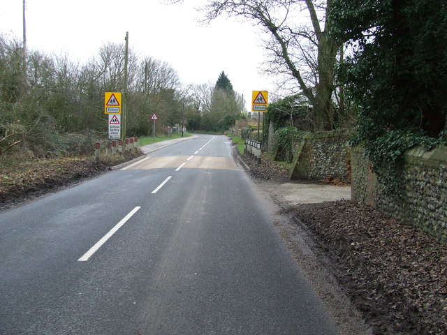 school-safety-zone-keith-evans-cc-by-sa-2-0-geograph-britain-and