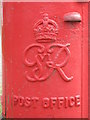 George VI postbox, Stoneleigh Park Avenue / The Glade, CR0 - royal cipher