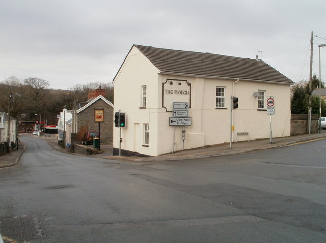 The Plough, Pontllanfraith © Jaggery cc-by-sa/2.0 :: Geograph Britain ...