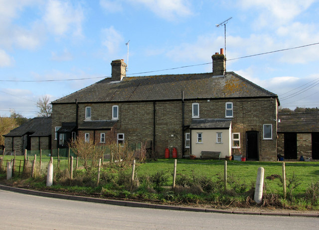 Cottages at Lark Hall Corner