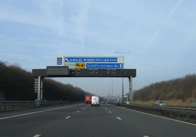 M1 south of junction 23, northbound © Alex McGregor :: Geograph Britain ...