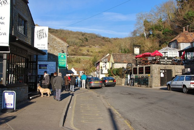 Cheddar: Shops for Cheese and Cider © Mr Eugene Birchall cc-by-sa/2.0 ...