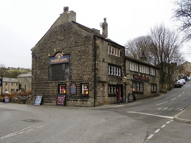 White Lion, Delph © David Dixon :: Geograph Britain and Ireland