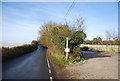 Footpath signpost, Faversham Rd