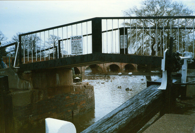Bridge over canal lock in Stratford