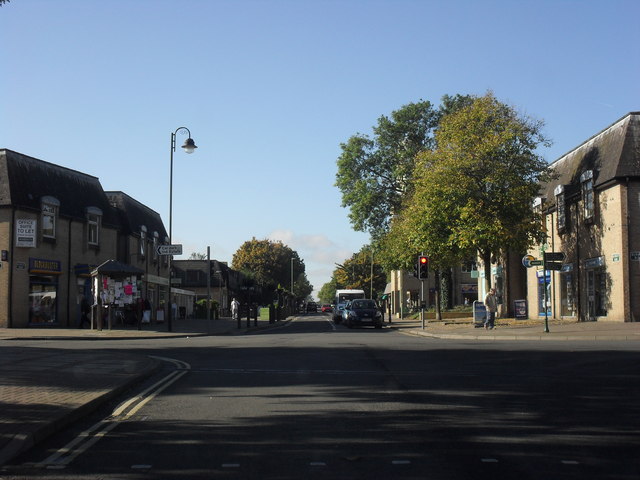 Carterton crossroads © andrew auger cc-by-sa/2.0 :: Geograph Britain ...