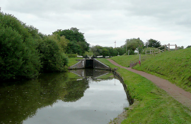 Worcester and Birmingham Canal by... © Roger Kidd :: Geograph Britain ...