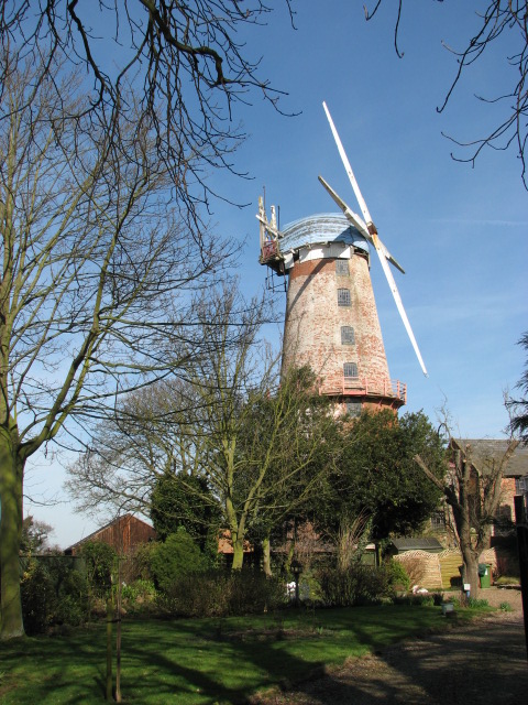 Britain's tallest towermill - Sutton Mill