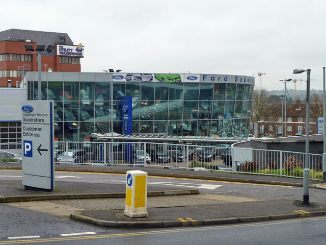 Dagenham Motors Superstore, Colindale