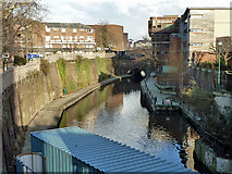 TQ2682 : Regent's Canal between Maida Hill tunnel and Lisson Grove bridge by Robin Webster