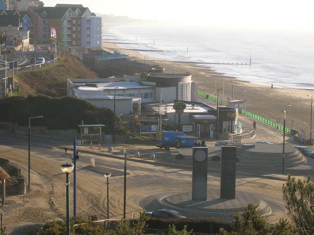 Seafront, Boscombe © JThomas :: Geograph Britain and Ireland