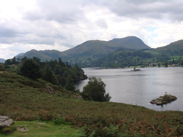 Ullswater at Lingy Holm © Sally :: Geograph Britain and Ireland