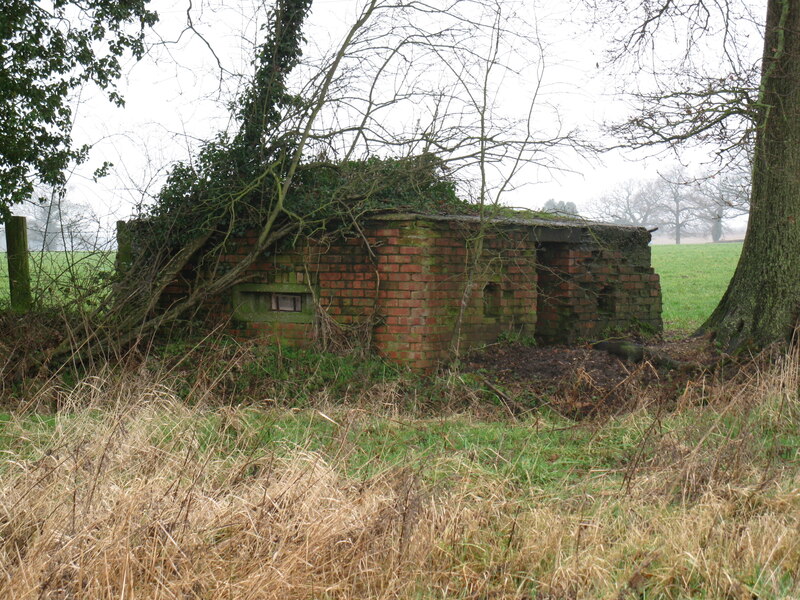 Wartime Pill Box © Don Cload Cc-by-sa 2.0 :: Geograph Britain And Ireland