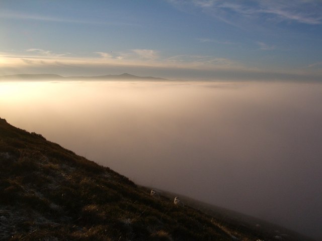 Cockit Hill (Mynydd Llangorse): dramatic midwinter cloud inversion on the west flank, Brecon Beacons beyond