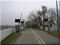 SE6424 : Level crossing near Carlton by JThomas