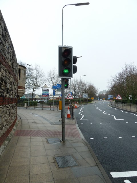 Traffic lights in Hope Street © Basher Eyre cc-by-sa/2.0 :: Geograph ...