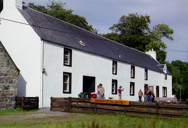 Ratagan Youth Hostel by Loch Duich,... © Roger D Kidd cc-by-sa/2.0 ...