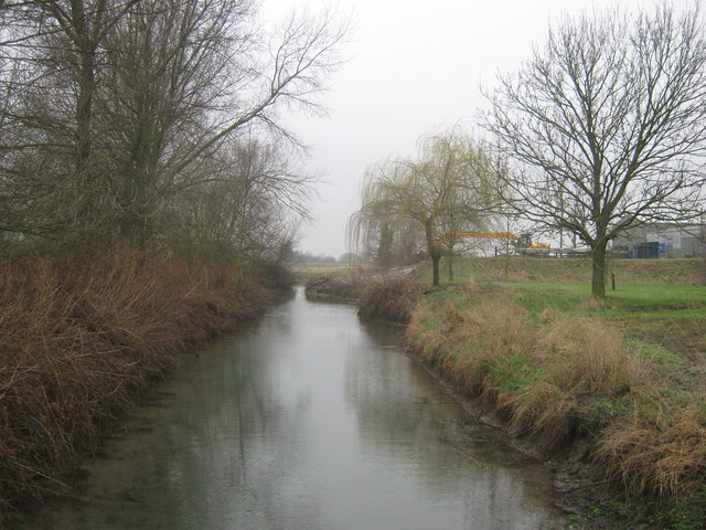 Brooksend Stream © David Anstiss :: Geograph Britain and Ireland