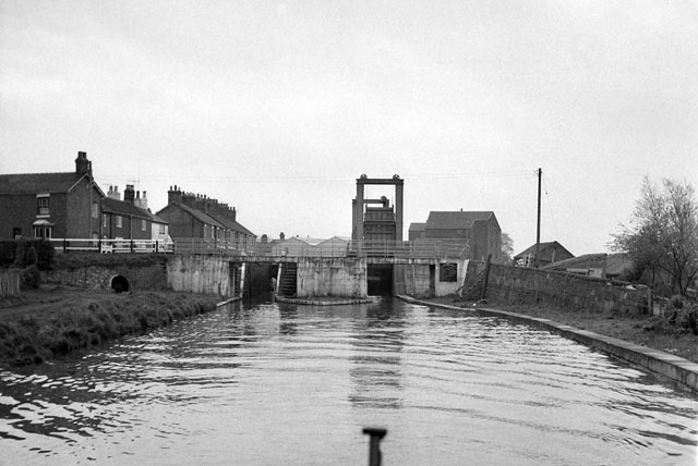 Lock 53, Thurlwood Steel Lock, 1961 © Robin Webster :: Geograph Britain ...