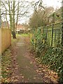 Path behind Holiday Inn, Basingstoke