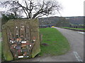 Artwork beside the Llangollen branch of the Shropshire Union Canal at Pontcysyllte