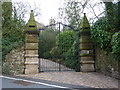 Waddington Old Hall, Gate