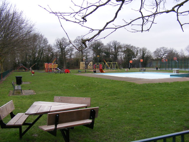 Padling Pool & Children Play Area