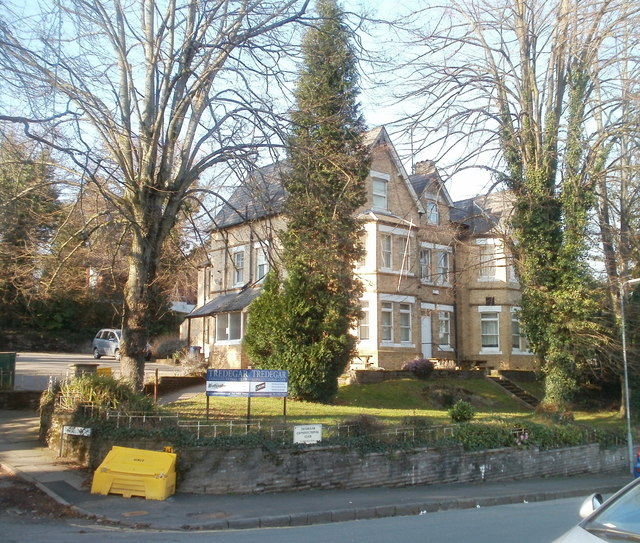 Tredegar Constitutional Club, Newport © Jaggery :: Geograph Britain and ...