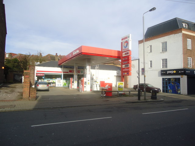 Petrol station, Wimbledon Park Road, Southfields