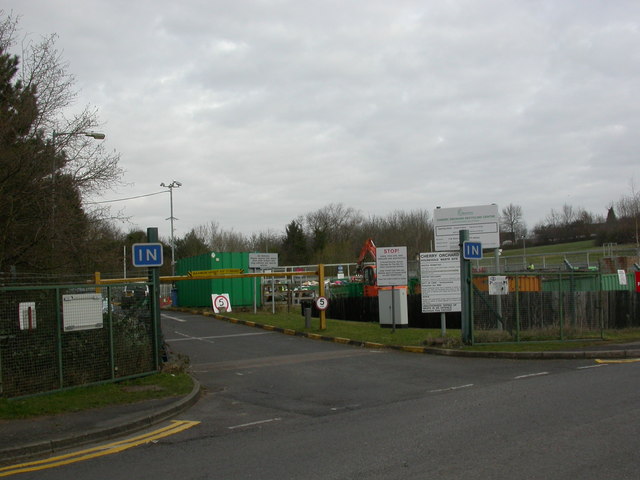 Kenilworth, waste disposal site © Mike Faherty cc-by-sa/2.0 :: Geograph ...